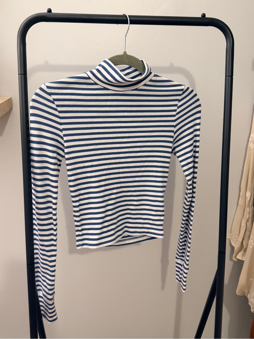 American Eagle Outfitters Blue & White Striped Turtleneck Long Sleeve Top